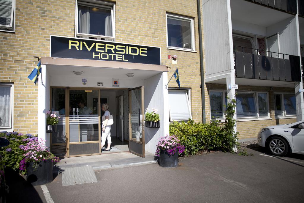 Riverside Hotel I Aengelholm Exterior foto